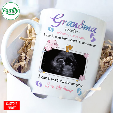 Personalized Gift For Daughter in law I can't see her heart from inside Mugs - Nt