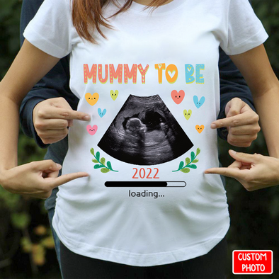 Personalized Gift For Future Mummy Mummy To Be Loading 2022 T-shirt - NT - NN0303225