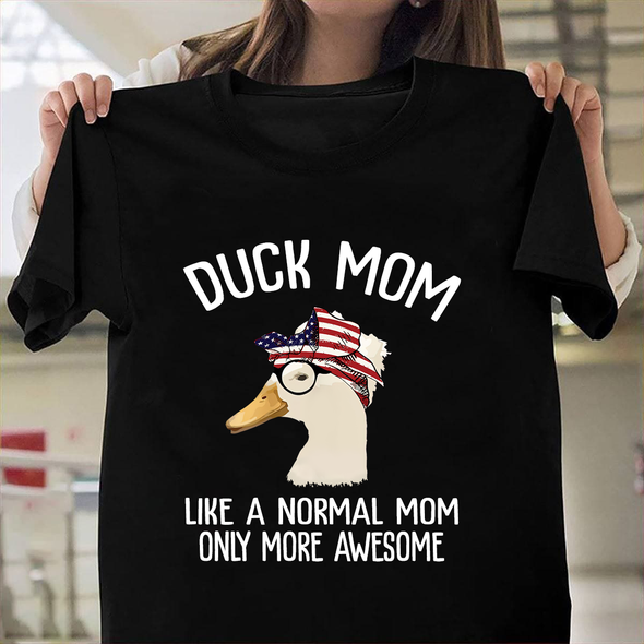 Duck mom Classic T-Shirt
