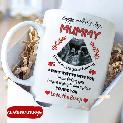 Personalized Gift For Future Mummy I'm Not Kicking You I'm Just Trying To Find A  Place To Hug You Mugs - MC - TT08022222 2
