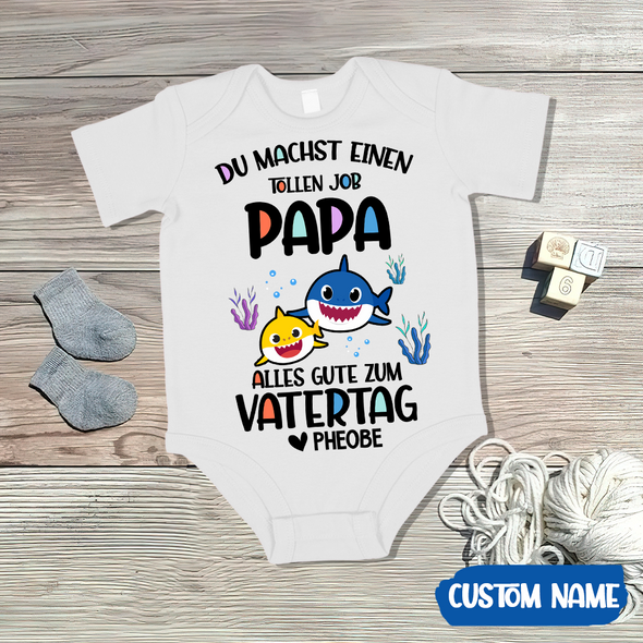Du Machst Einen Tollen Job Papa Baby Onesie - AD - TT2104226