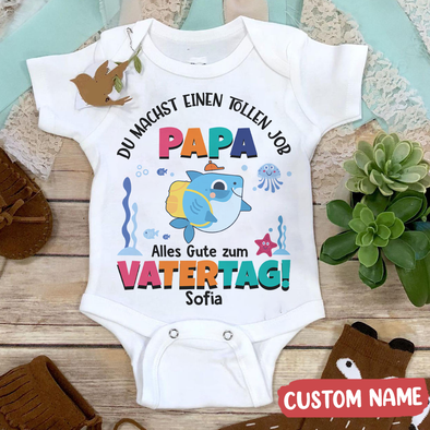 Geschenk Für Papa Du Machist Einen Tullen Job Papa Baby Onesie - AD - TT1304229 1