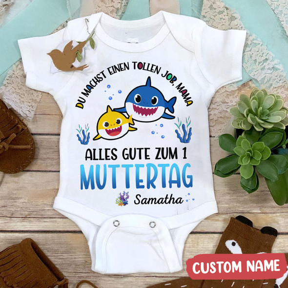 Du Machst Einen Tollen Job Mama Baby Onesie - AD - TT1604228