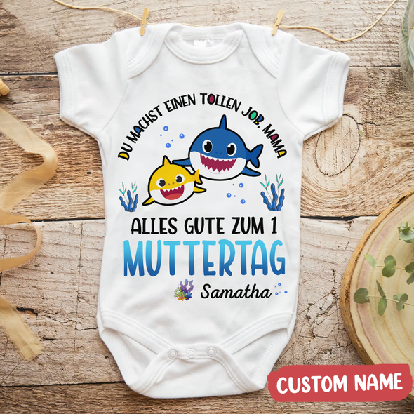 Du Machst Einen Tollen Job Mama Baby Onesie - AD - TT1604228