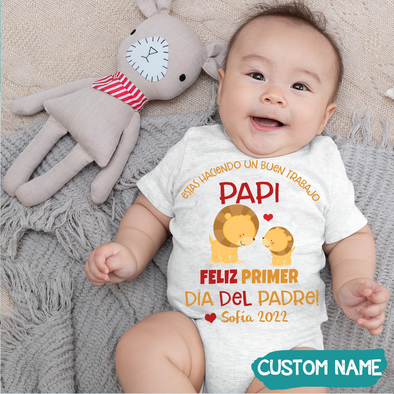 Regalo Para Bebe Estas Haciendo Un Buen Trabajo Onesie - JD - TT2505227