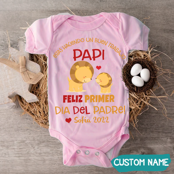 Regalo Para Bebe Estas Haciendo Un Buen Trabajo Onesie - JD - TT2505227