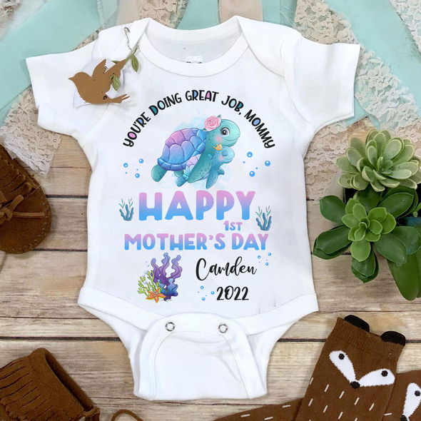 Gift For Mommy You're Doing A Great Job Baby Onesie - MC - TT1204222 1