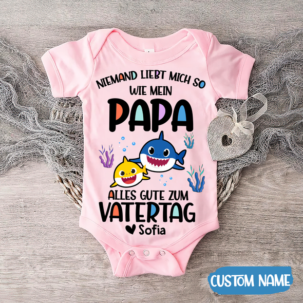 Geschenk für Papa Niemand Liebt Mich So Wie Mein Papa Baby Onesie - AD - TT2104228