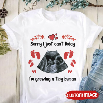 Personalized Gift For Future Mommy I'm Growing A Tiny Human T-shirt - MC - TT1903225