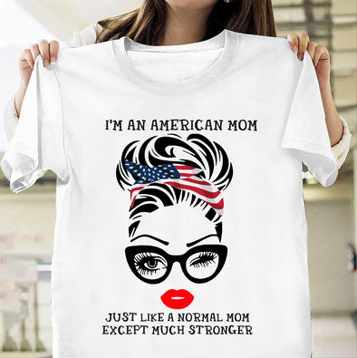 I'm an American mom Classic T-Shirt