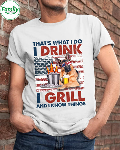 I Grill and I know Things-mc Classic T-Shirt